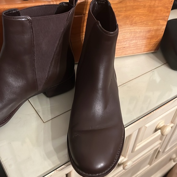 Talbots Leather Booties EEEUC - Picture 2 of 10
